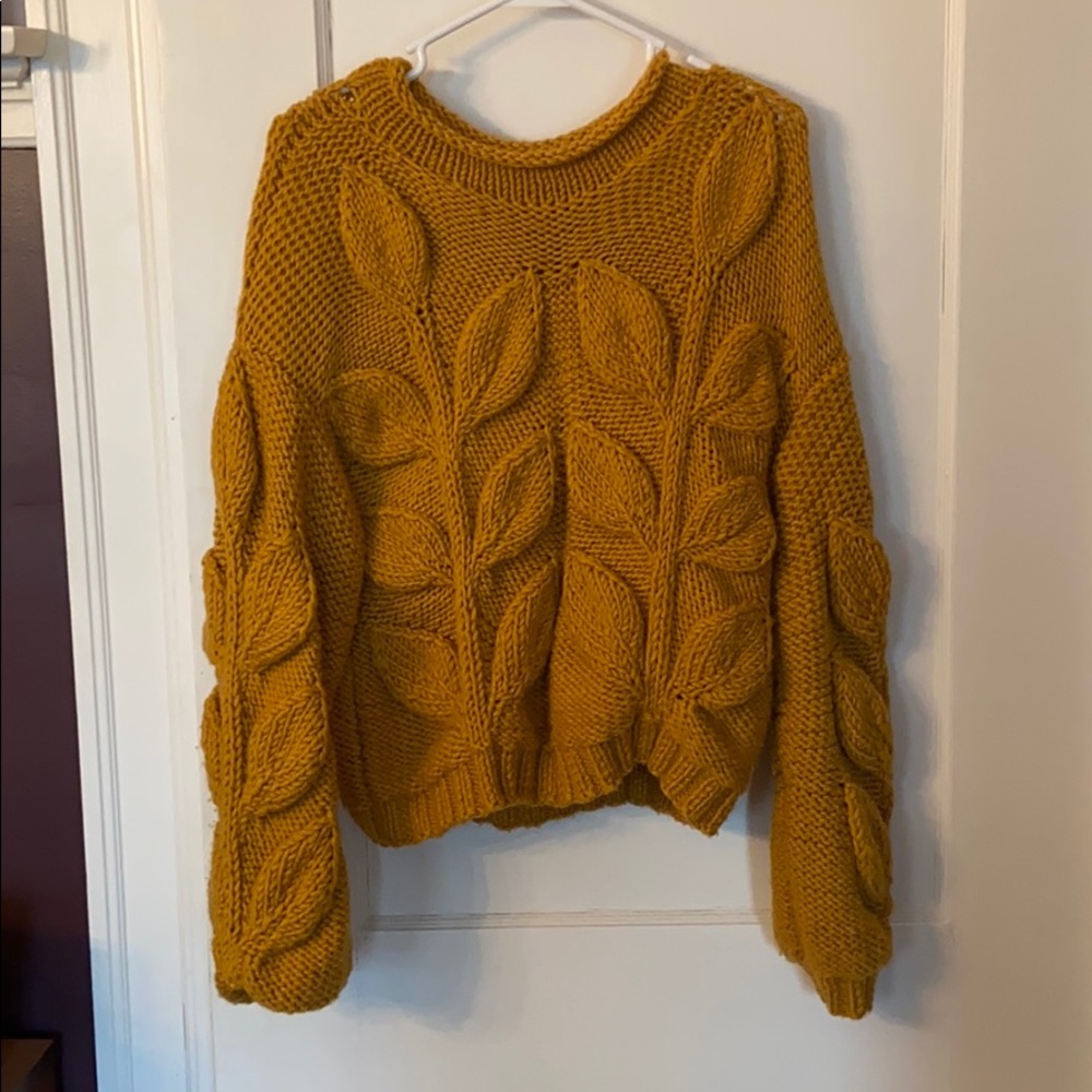 Hand knit chunky cropped sweater
